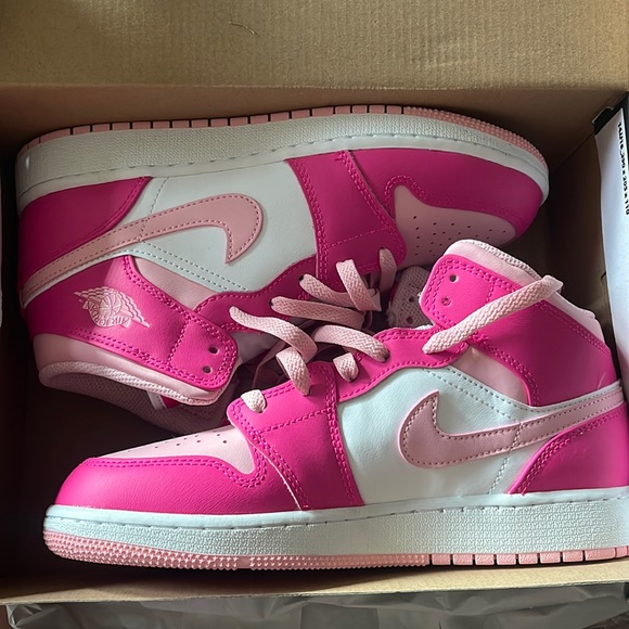 HOT Size 6Y Air Jordans 1MID in white/med soft pink Fierce Pink - Main Image